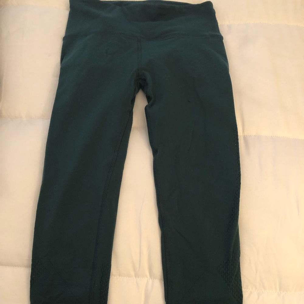 Lululemon reveal tight